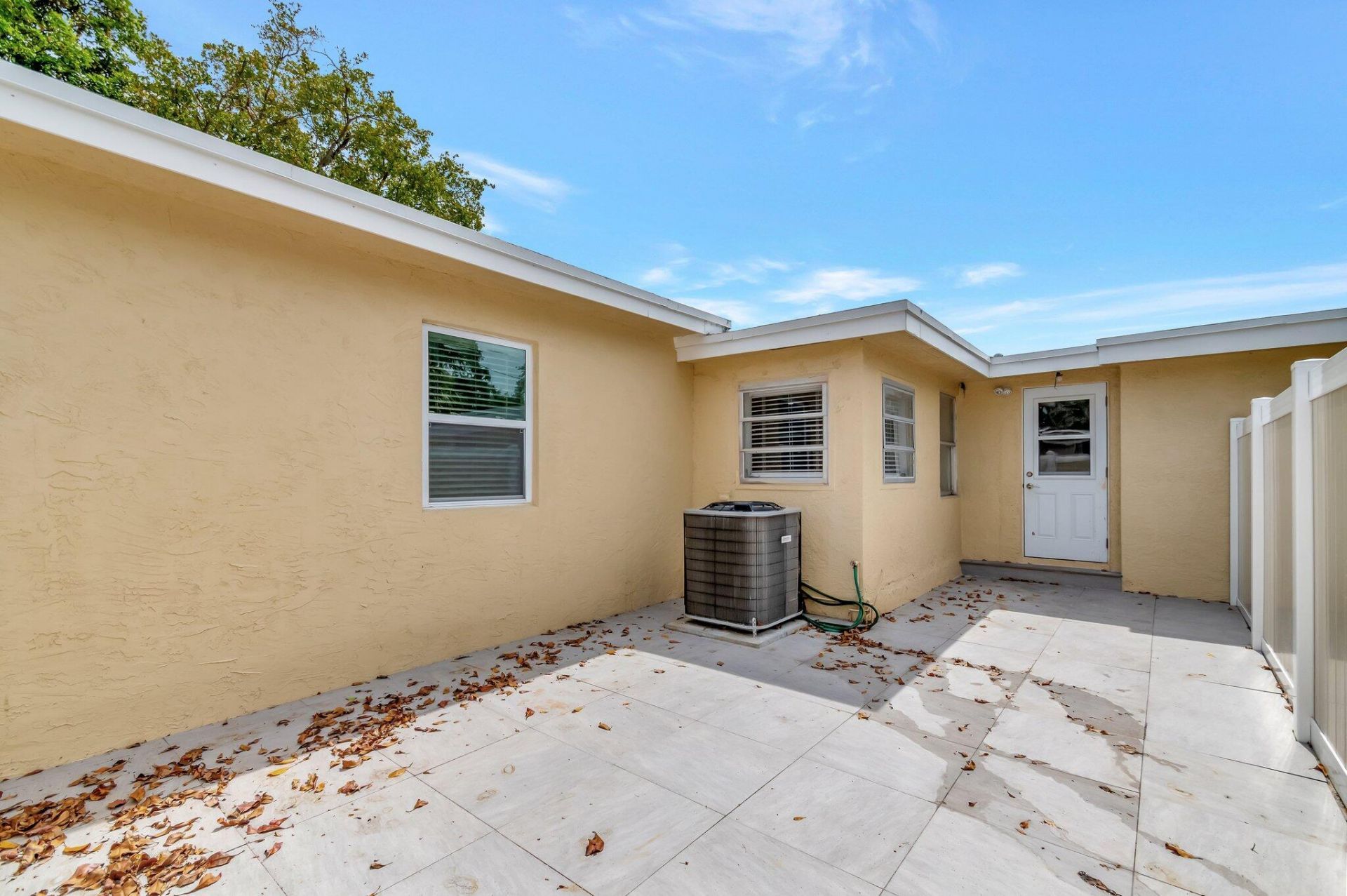 125 E Hart Street, Lantana, FL 33462 Photo