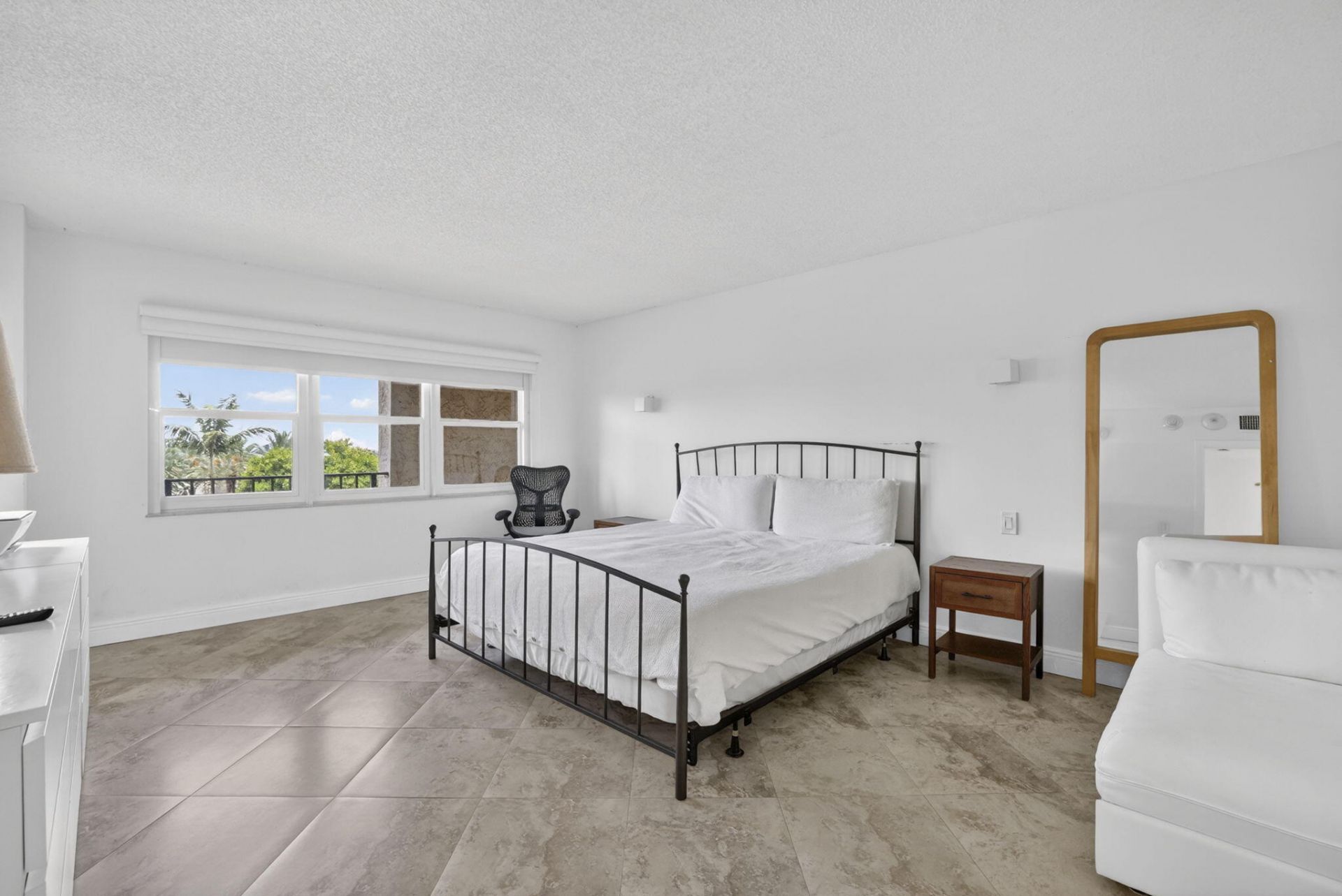 4900 N Ocean Boulevard, Unit 512, Lauderdale by the Sea, FL 33308 Photo