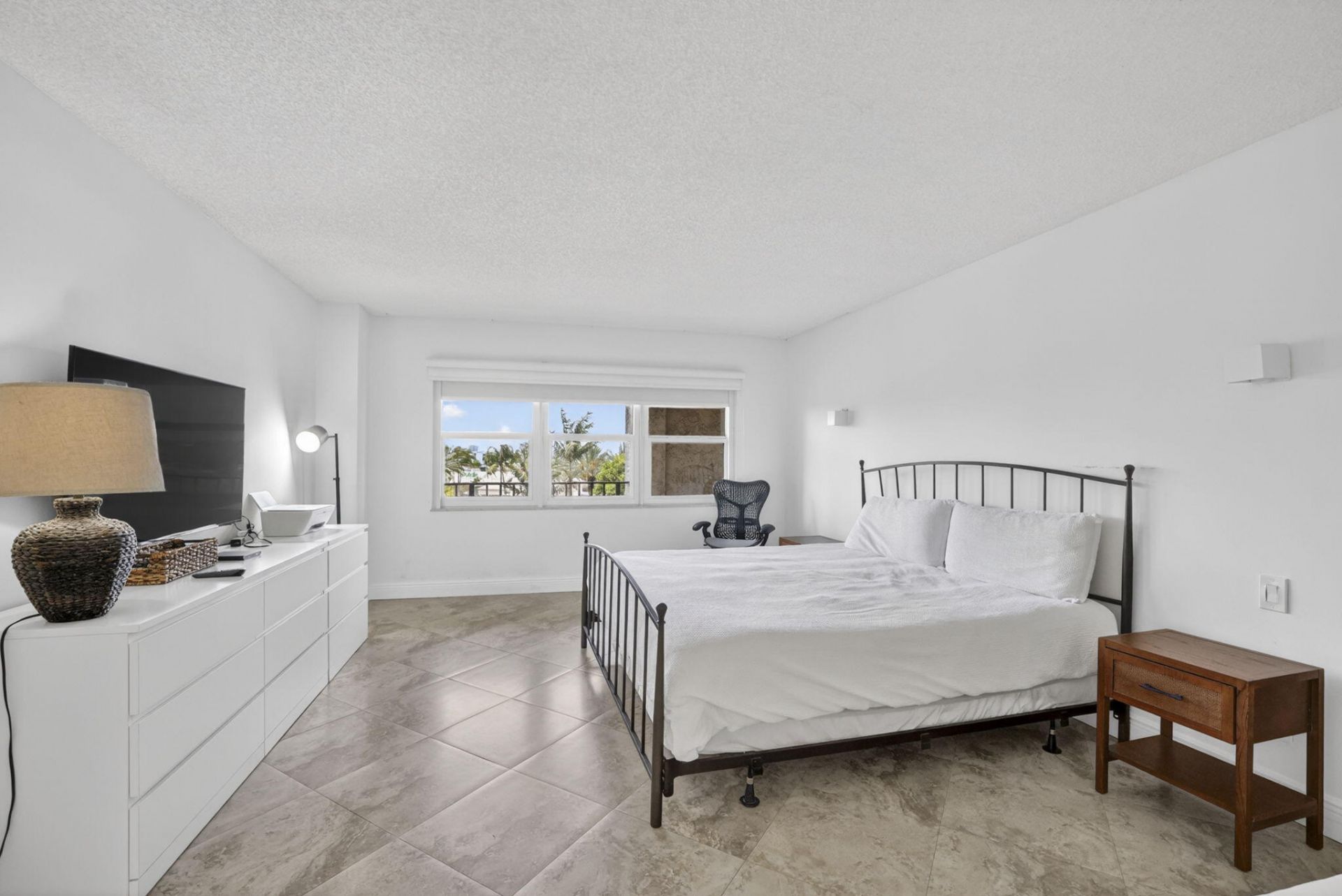 4900 N Ocean Boulevard, Unit 512, Lauderdale by the Sea, FL 33308 Photo