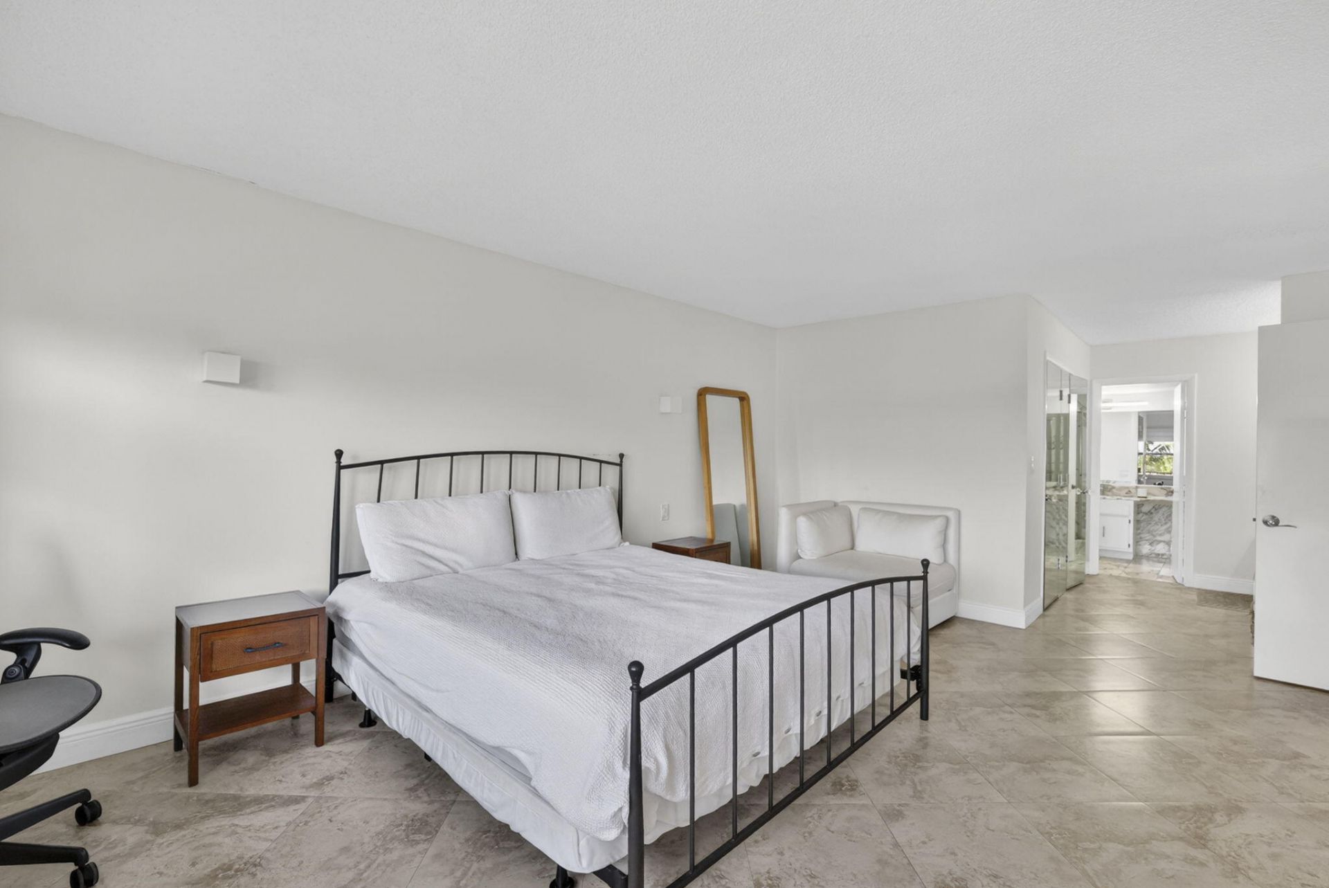 4900 N Ocean Boulevard, Unit 512, Lauderdale by the Sea, FL 33308 Photo