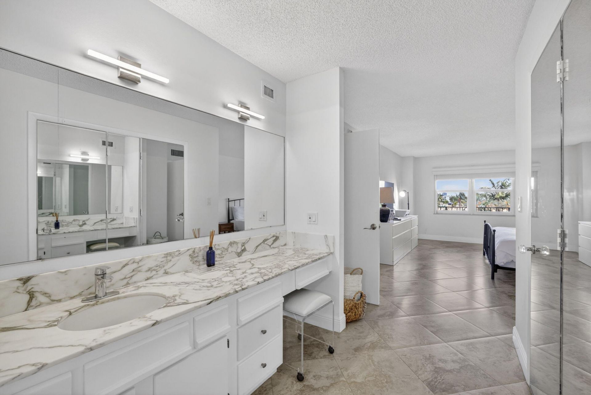 4900 N Ocean Boulevard, Unit 512, Lauderdale by the Sea, FL 33308 Photo