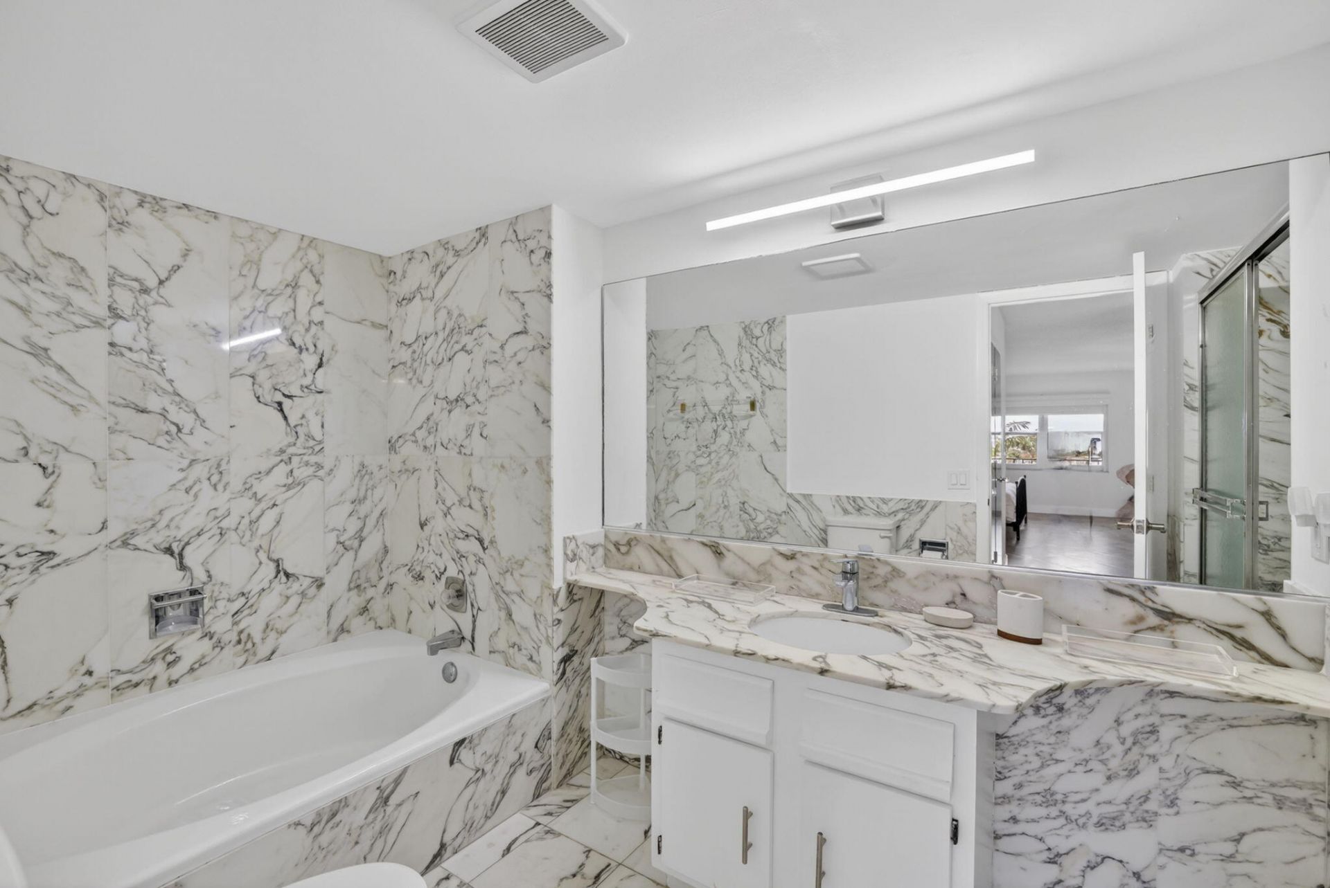 4900 N Ocean Boulevard, Unit 512, Lauderdale by the Sea, FL 33308 Photo