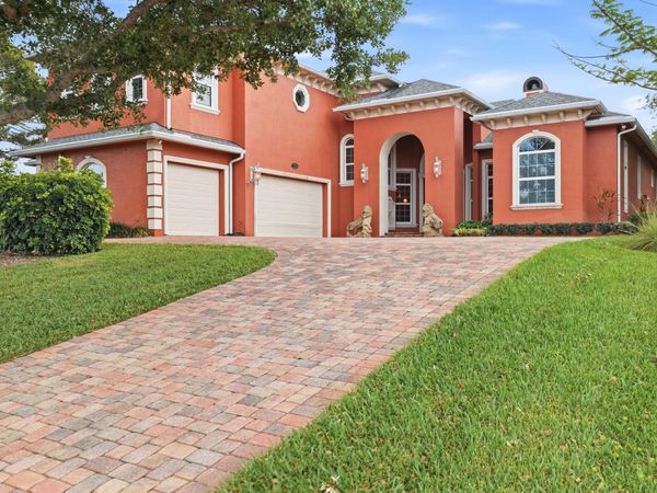 9742 SE Highborne Way, Hobe Sound, FL 33455