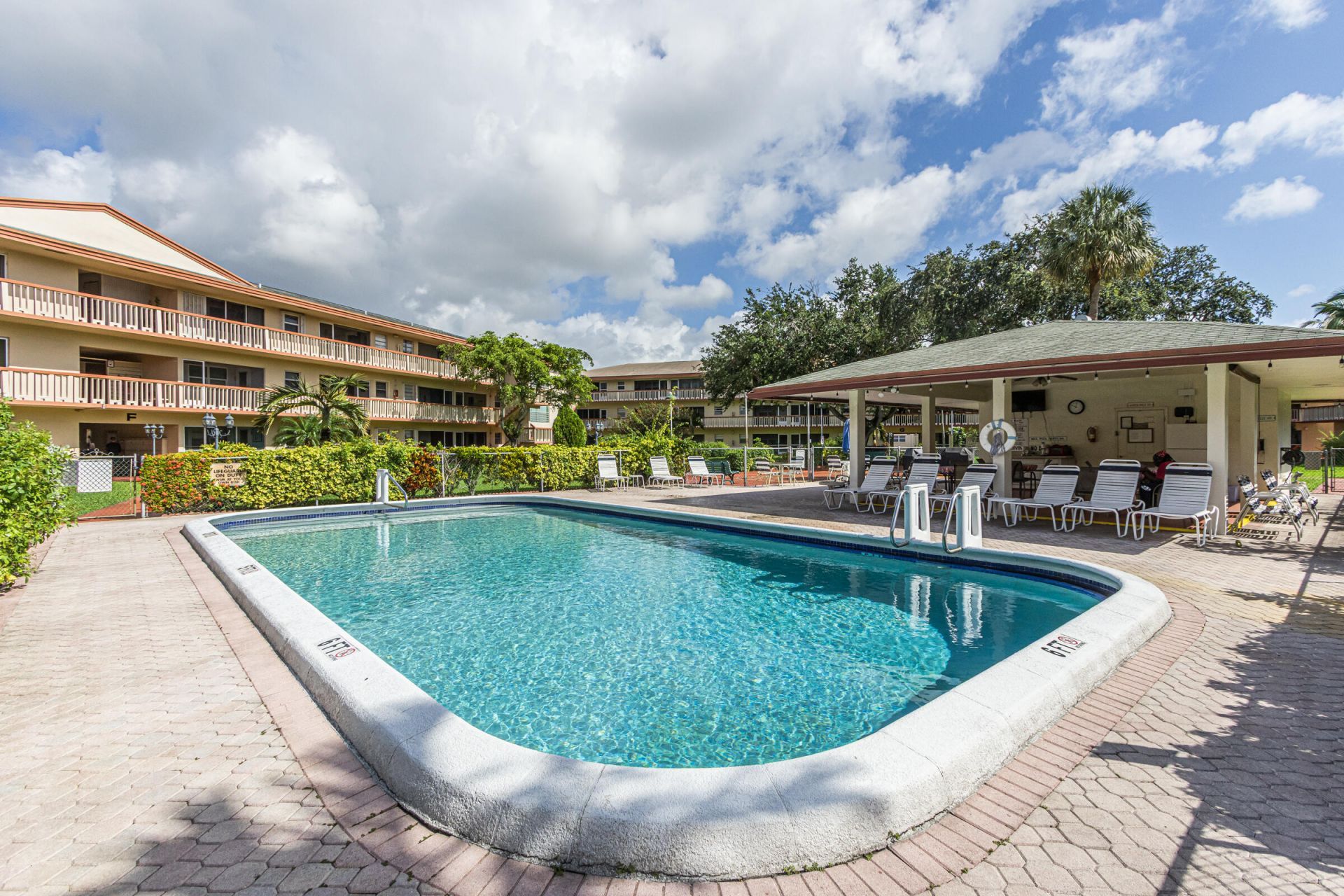 5300 Washington Street, Unit E208, Hollywood, FL 33021 Photo
