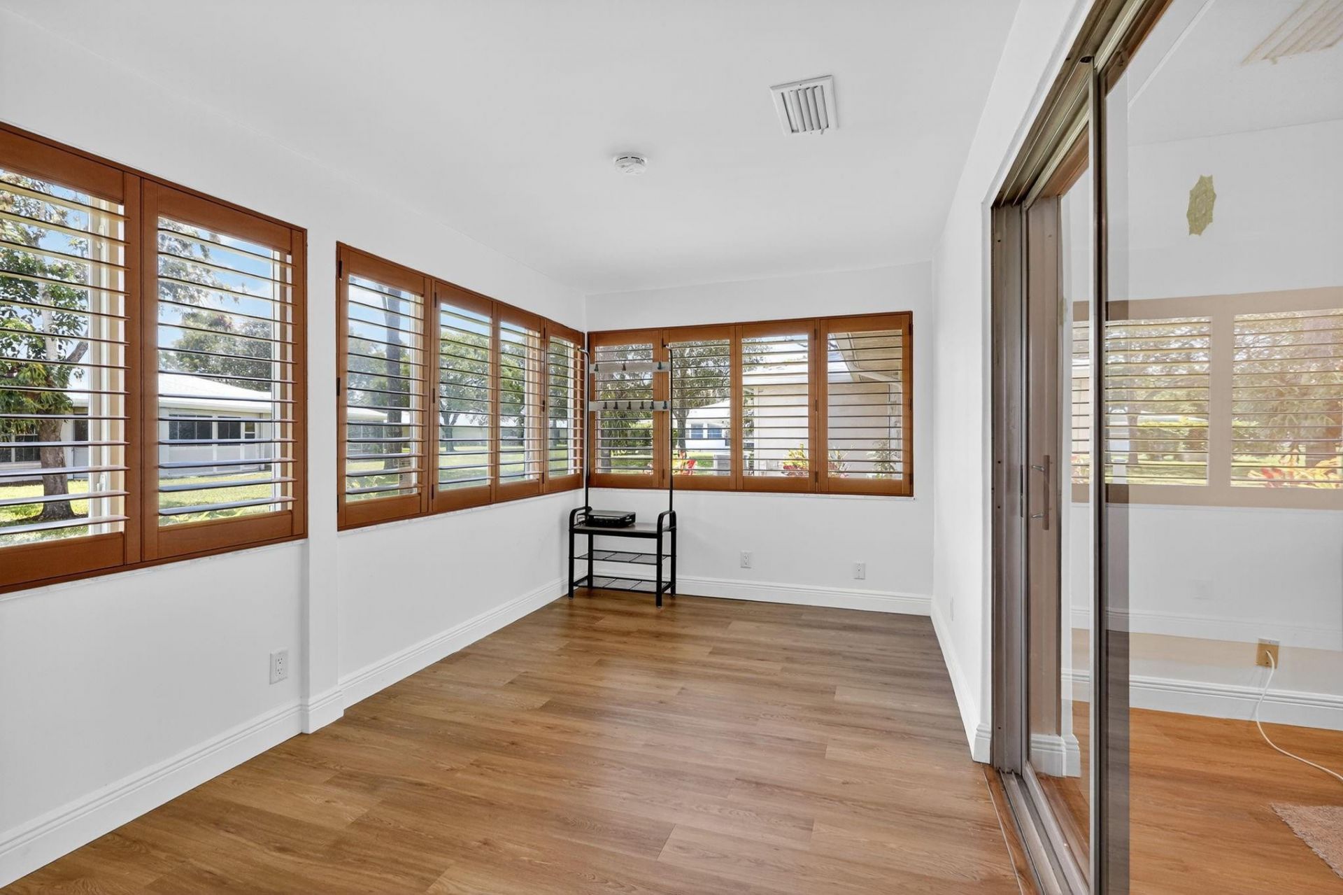 448 Franconia Circle, Unit B, Lake Worth, FL 33467 Photo