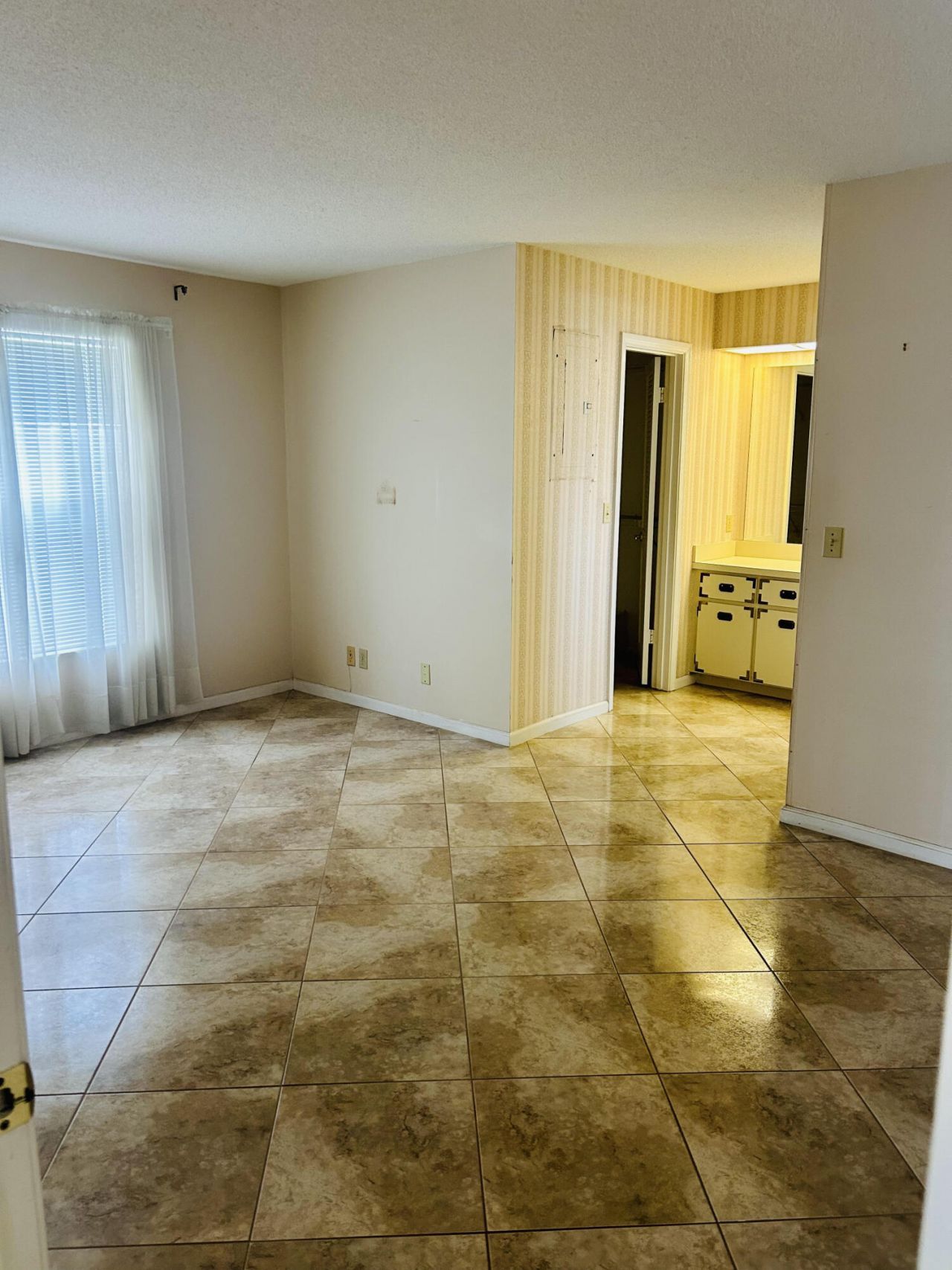 121 W Cypress Road, Greenacres, FL 33467 Photo