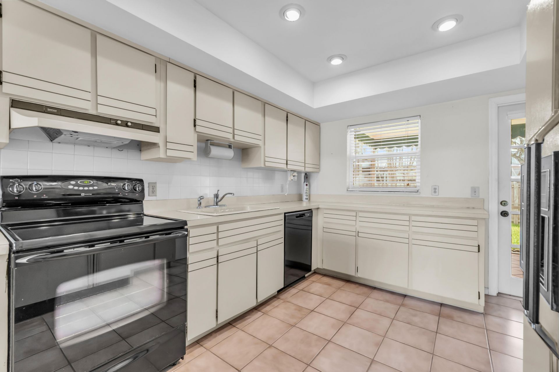 121 W Cypress Road, Greenacres, FL 33467 Photo