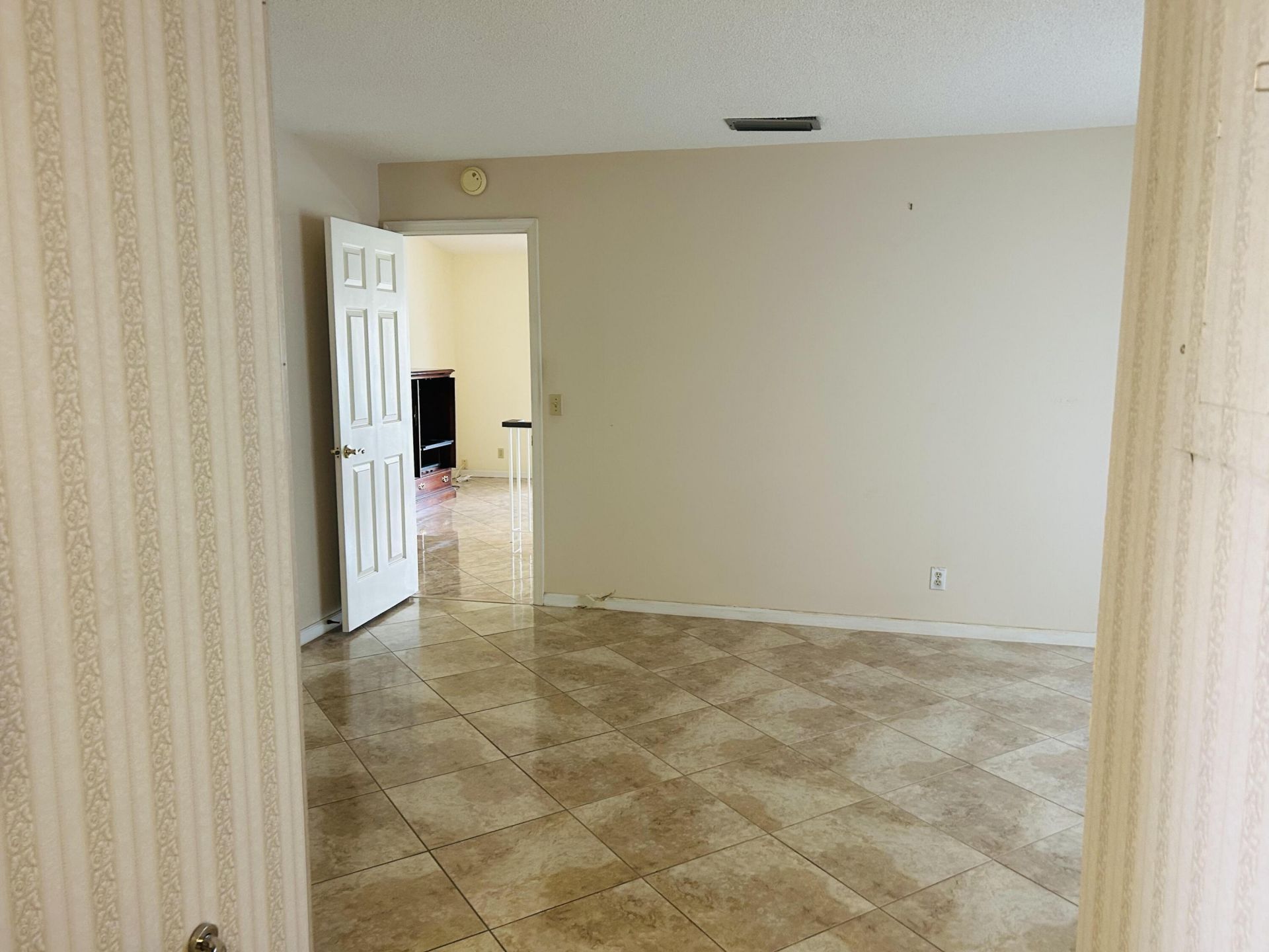 121 W Cypress Road, Greenacres, FL 33467 Photo
