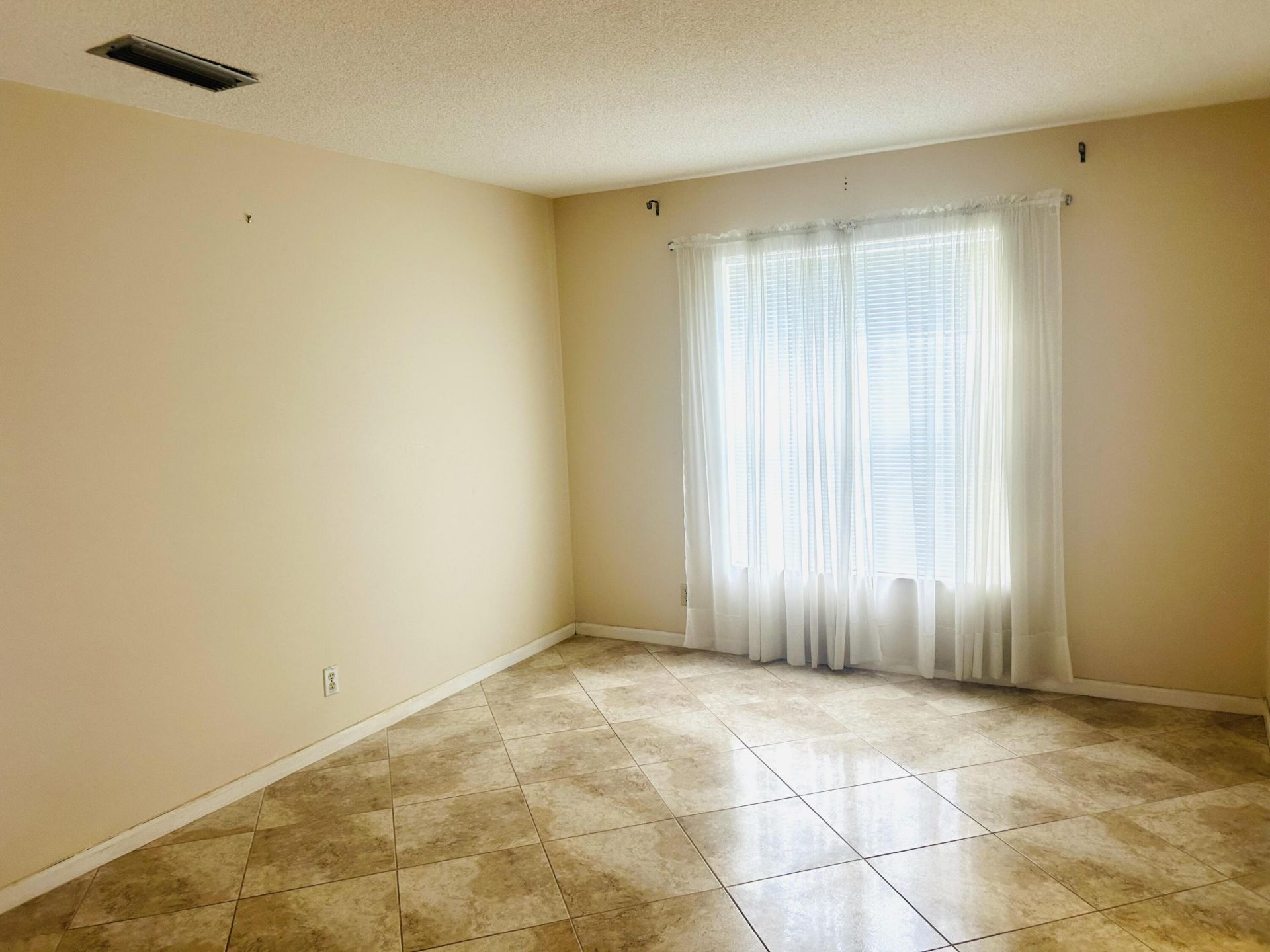 121 W Cypress Road, Greenacres, FL 33467 Photo