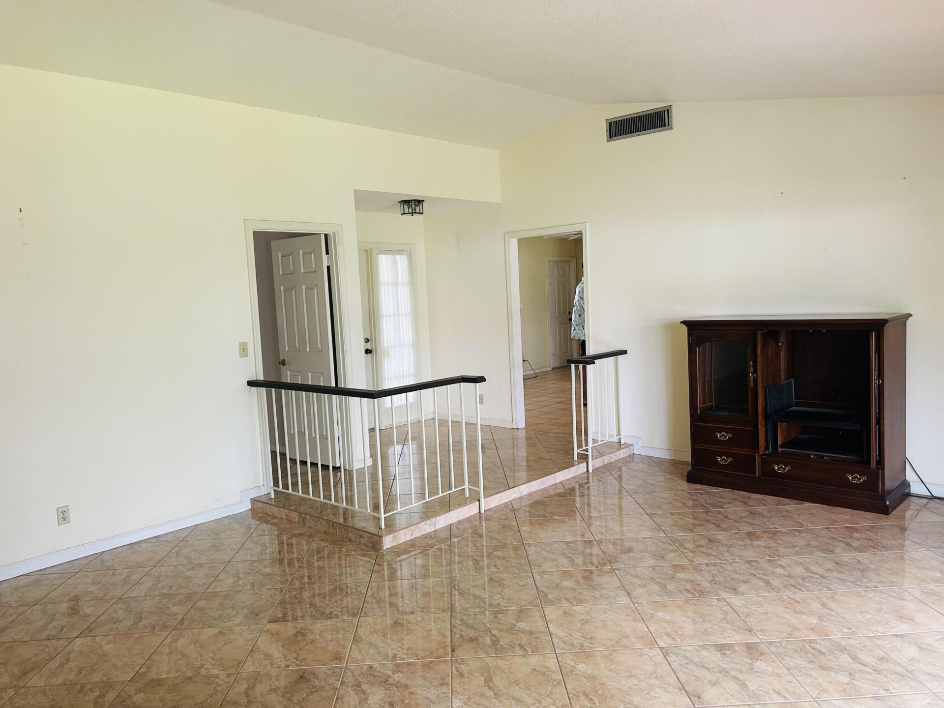 121 W Cypress Road, Greenacres, FL 33467 Photo