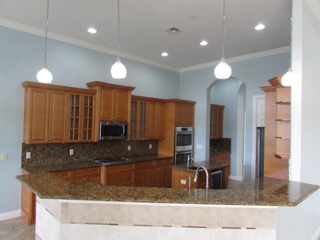 12109 SW Aventino Drive, Port Saint Lucie, FL 34987 Photo