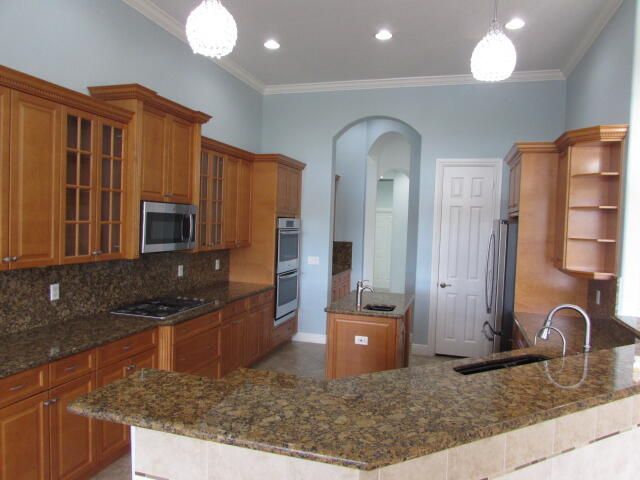 12109 SW Aventino Drive, Port Saint Lucie, FL 34987 Photo
