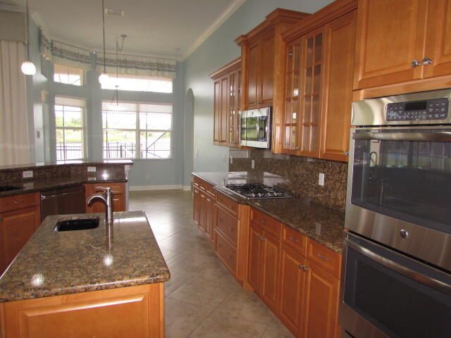 12109 SW Aventino Drive, Port Saint Lucie, FL 34987 Photo