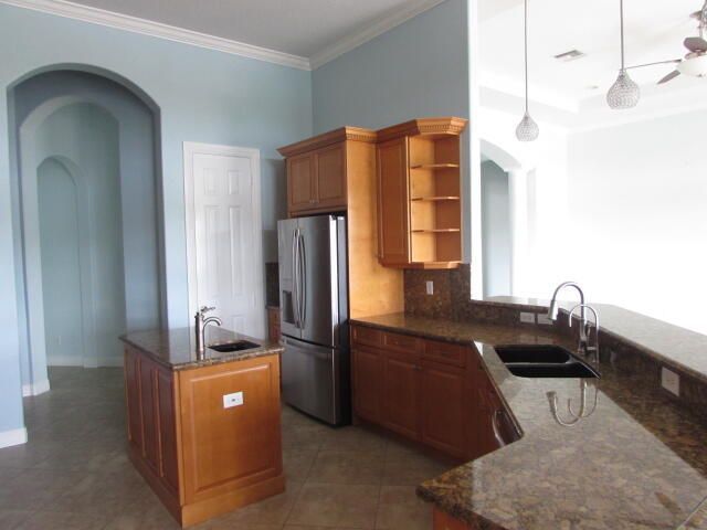 12109 SW Aventino Drive, Port Saint Lucie, FL 34987 Photo