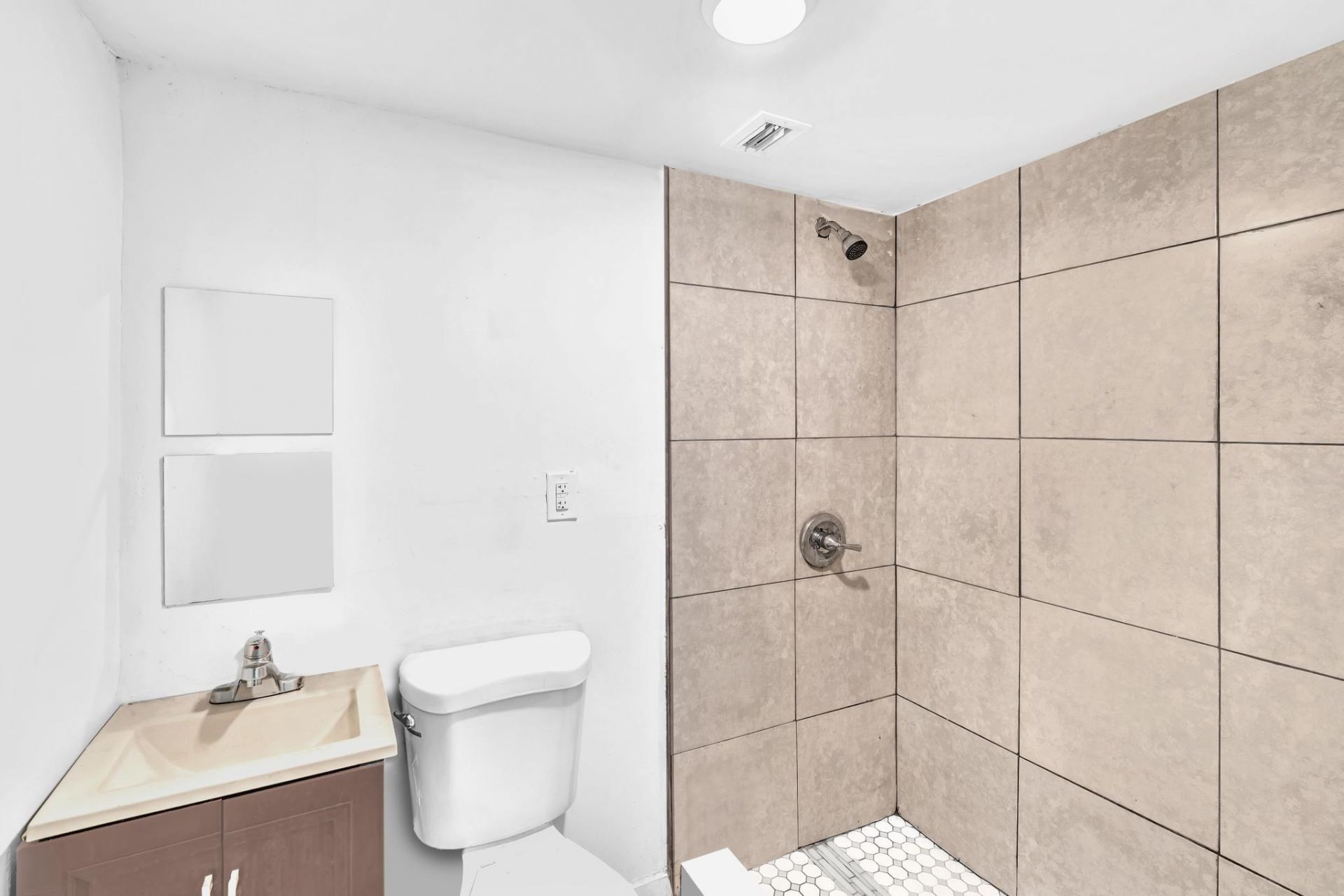 1713 NW 76th Terrace, Miami, FL 33147 Photo