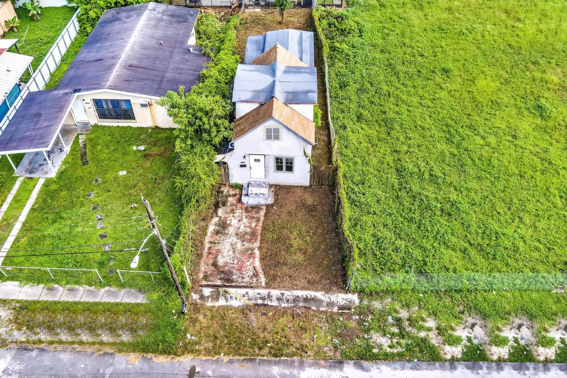 1713 NW 76th Terrace, Miami, FL 33147 Photo