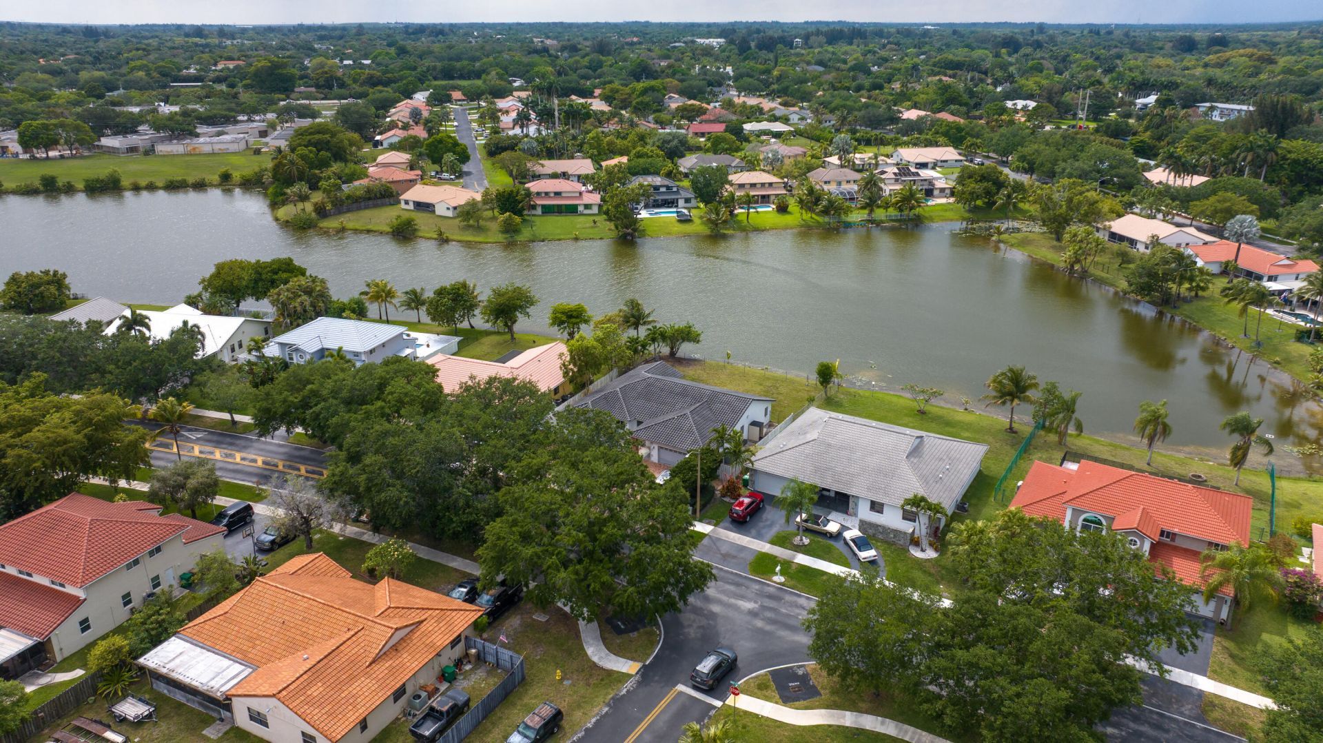 5791 Hawkes Bluff Avenue, Davie, FL 33331 Photo