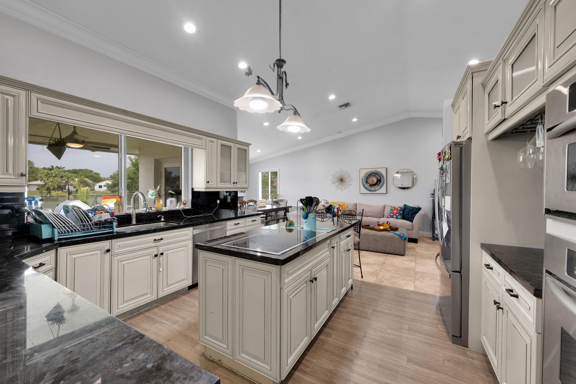 5791 Hawkes Bluff Avenue, Davie, FL 33331 Photo