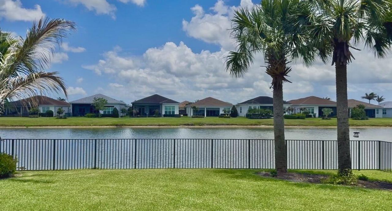 8747 SW Vico Way, Port Saint Lucie, FL 34987 Photo