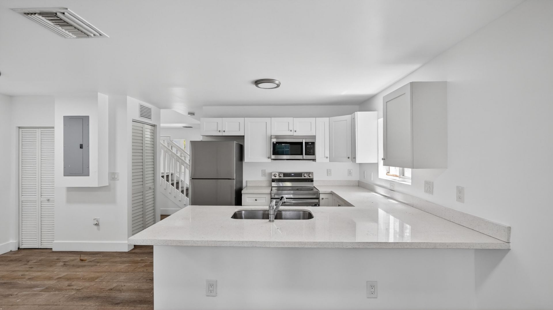 2902 NW 44th Street, Miami, FL 33142 Photo