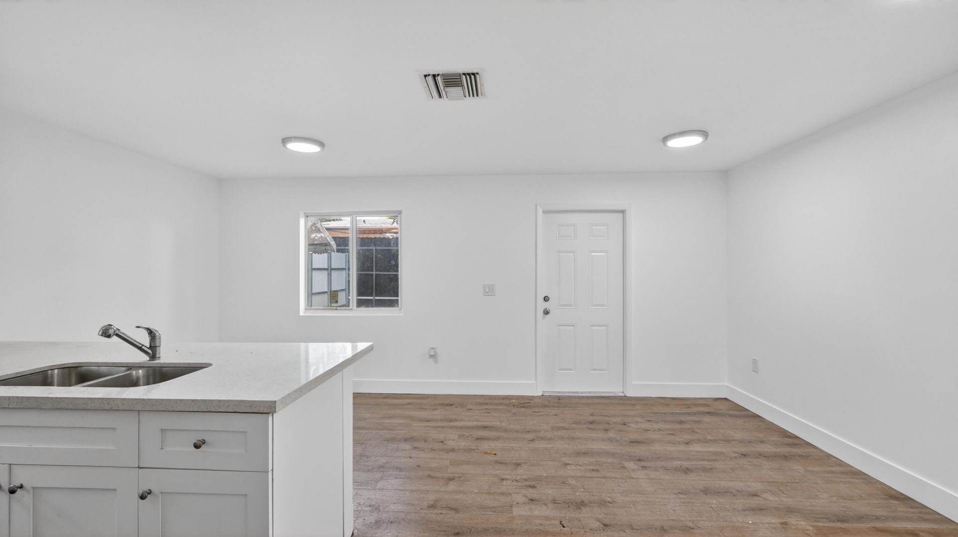 2902 NW 44th Street, Miami, FL 33142 Photo