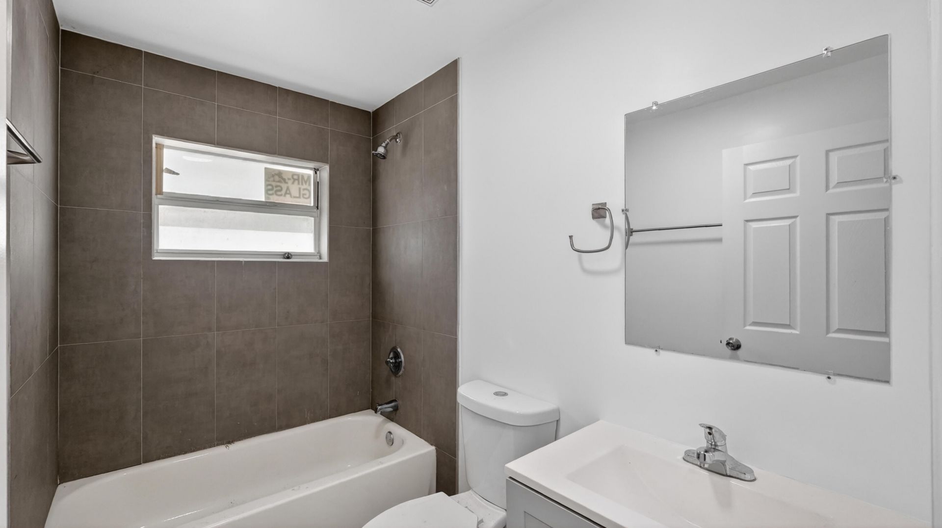 2902 NW 44th Street, Miami, FL 33142 Photo