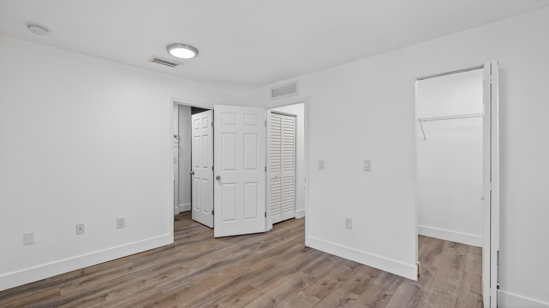 2902 NW 44th Street, Miami, FL 33142 Photo