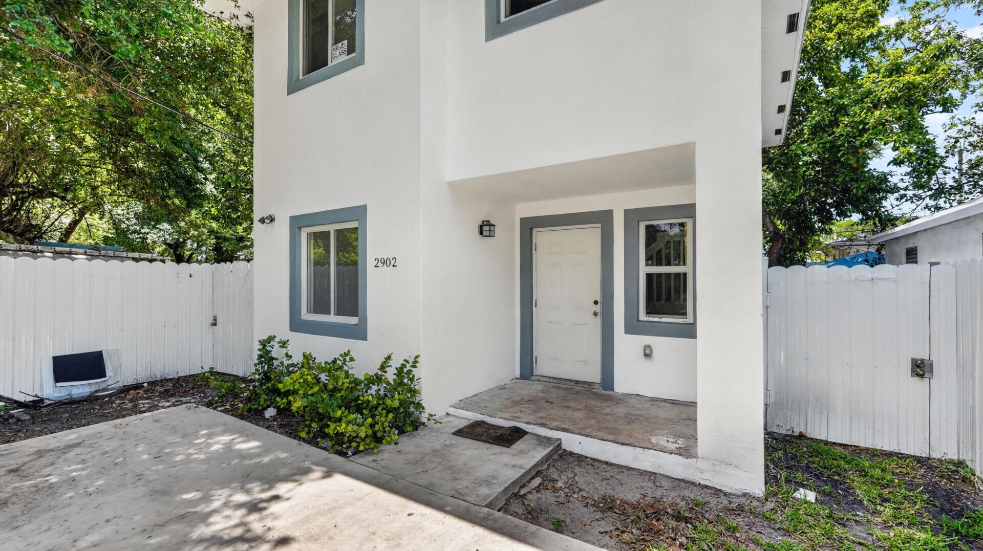 2902 NW 44th Street, Miami, FL 33142 Photo