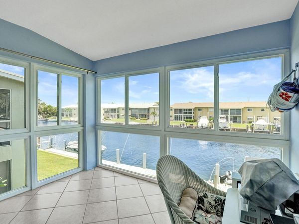 930 SE 9th Avenue, Unit 11, Pompano Beach, FL 33060