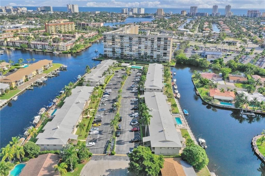 930 SE 9th Avenue, Unit 11, Pompano Beach, FL 33060 Photo