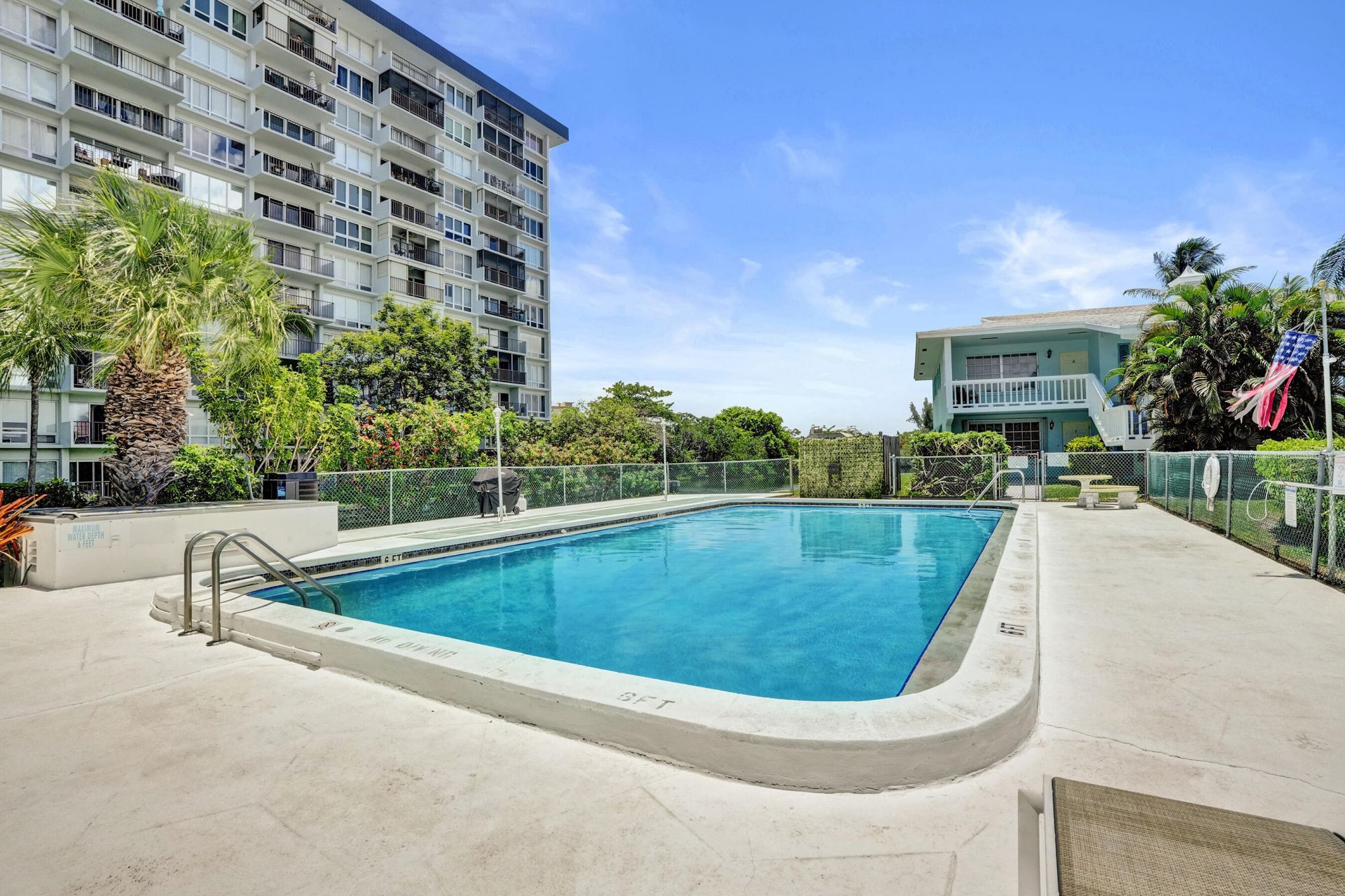 930 SE 9th Avenue, Unit 11, Pompano Beach, FL 33060 Photo