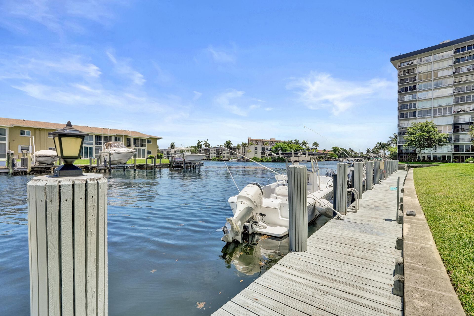 930 SE 9th Avenue, Unit 11, Pompano Beach, FL 33060 Photo