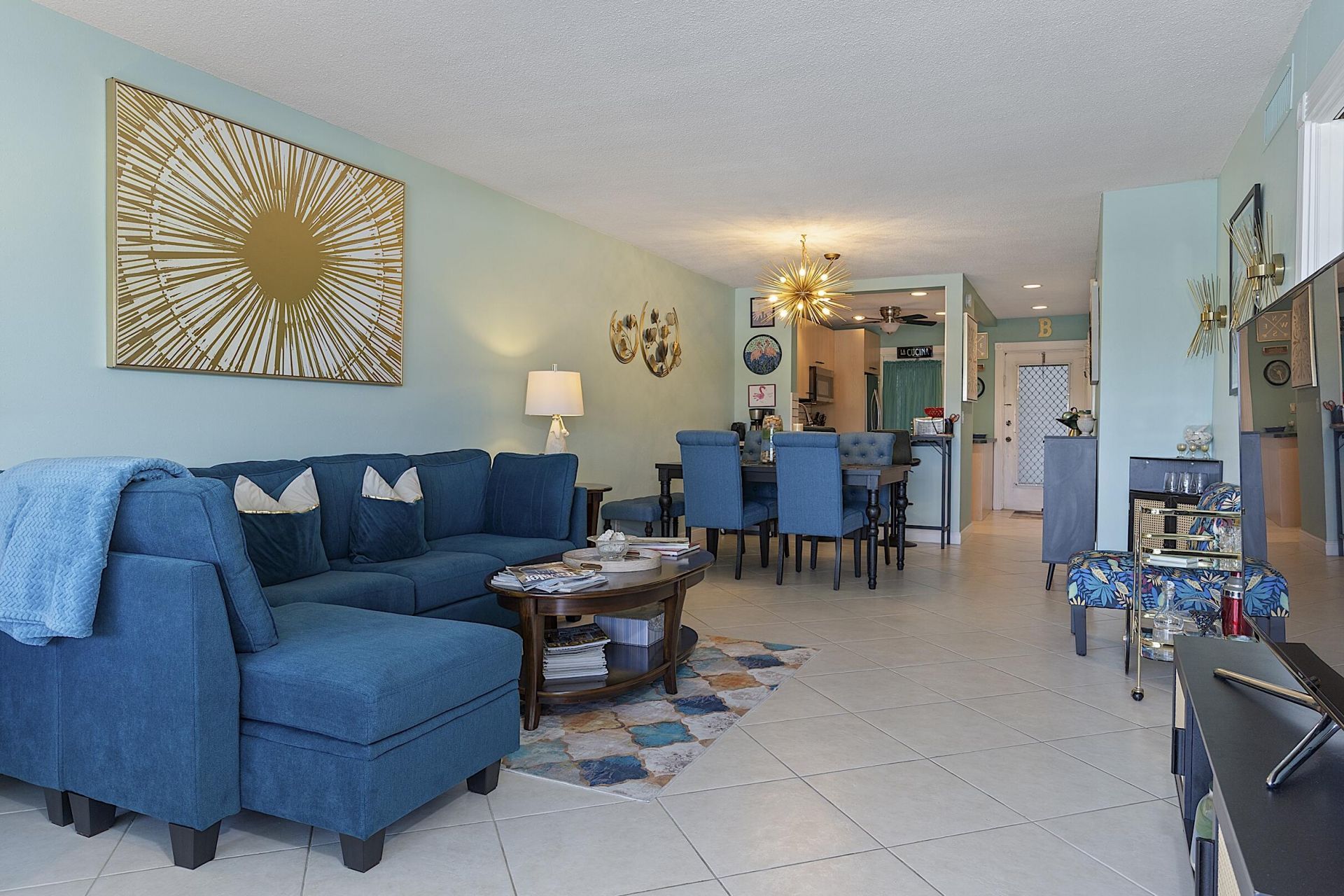 455 Paradise Isle Boulevard, Unit 404, Hallandale Beach, FL 33009 Photo
