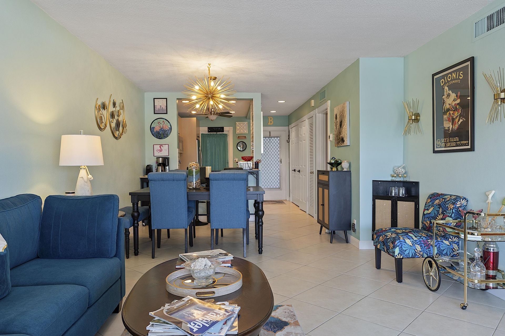 455 Paradise Isle Boulevard, Unit 404, Hallandale Beach, FL 33009 Photo