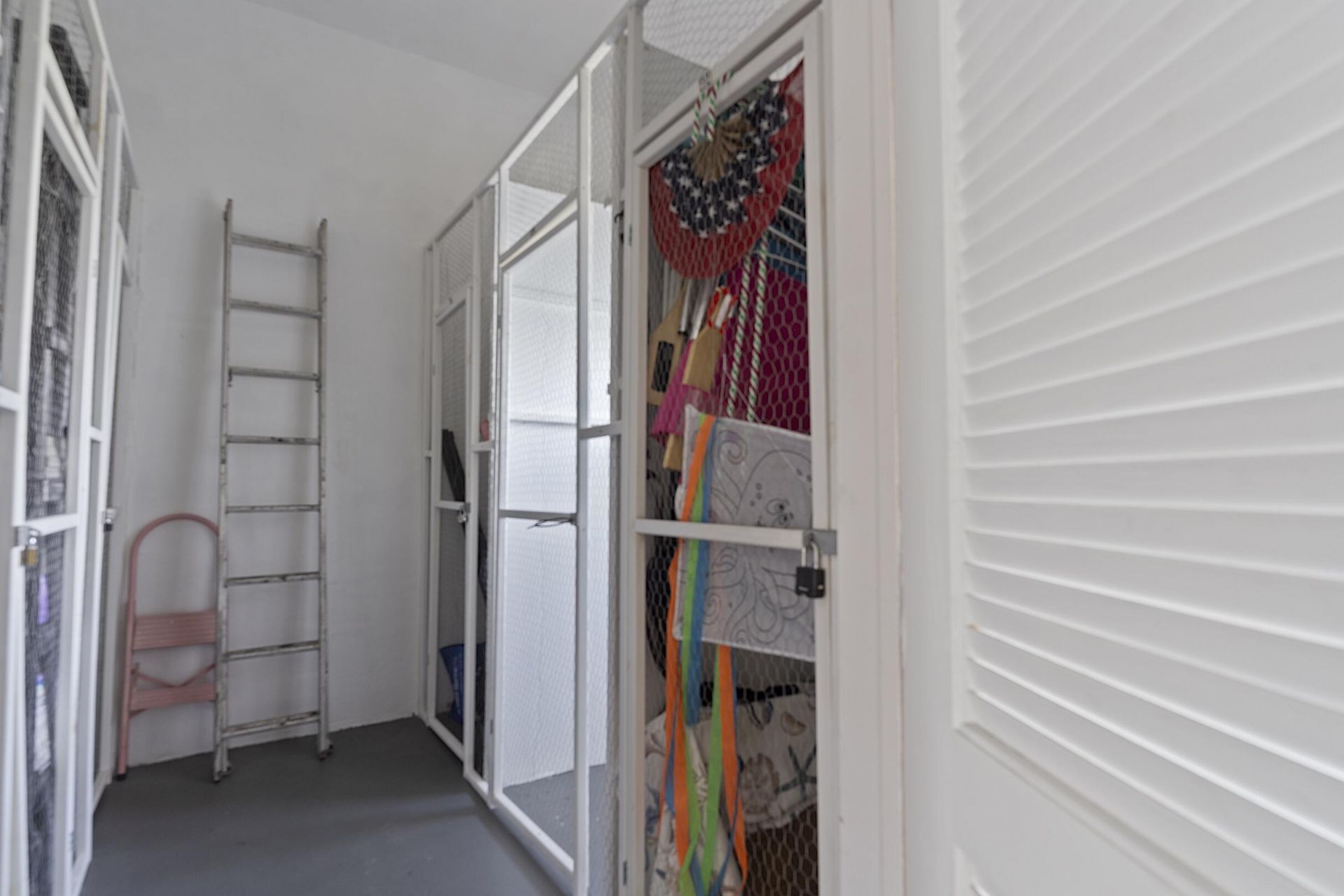 455 Paradise Isle Boulevard, Unit 404, Hallandale Beach, FL 33009 Photo