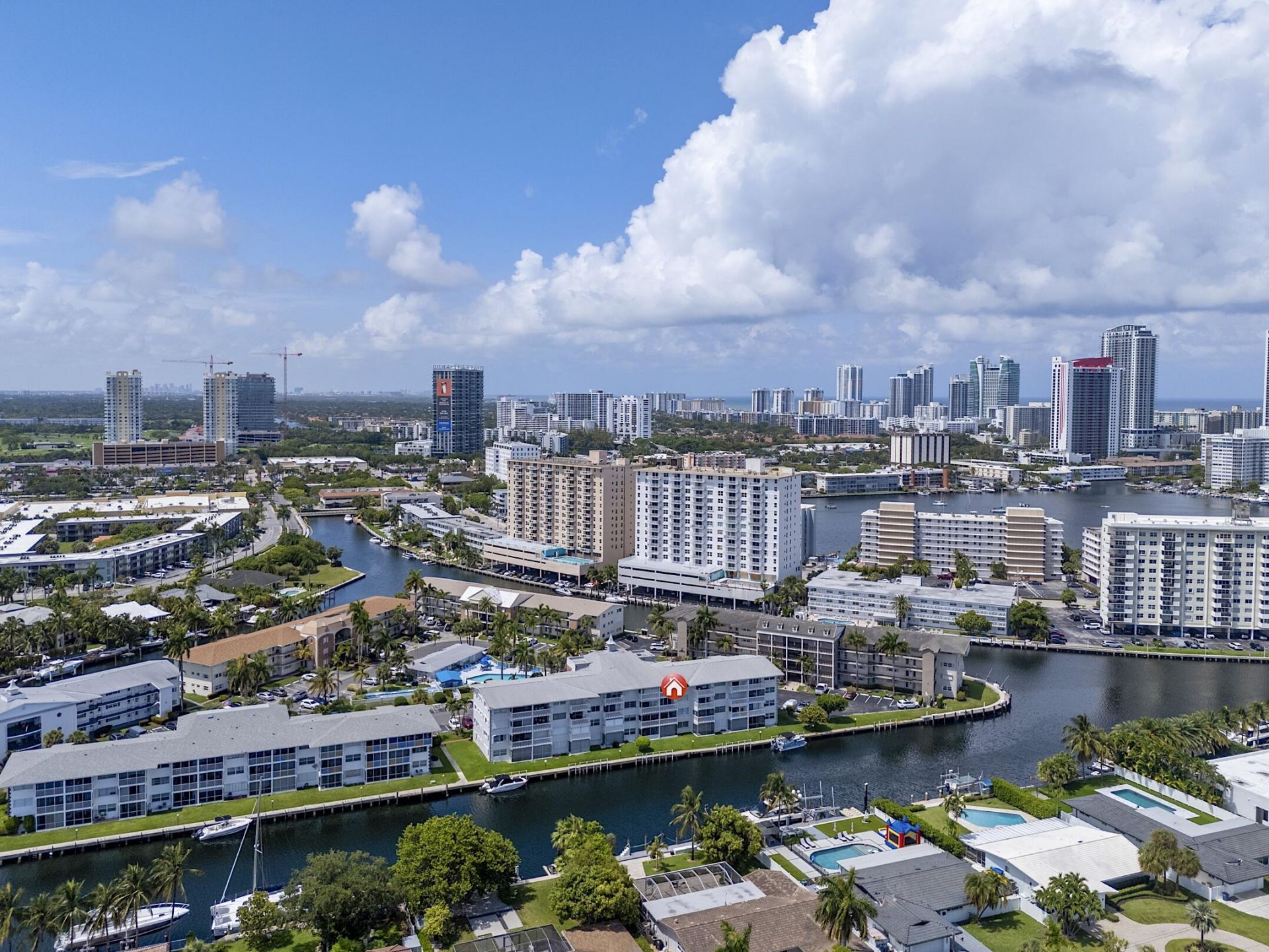 455 Paradise Isle Boulevard, Unit 404, Hallandale Beach, FL 33009 Photo