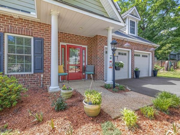 1637 SAWGRASS CT, CHARLOTTESVILLE, VA 22901