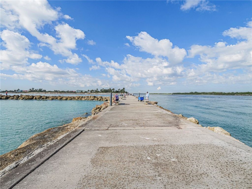1315 Bayshore Drive, Unit 204, Fort Pierce, FL 34949 Photo