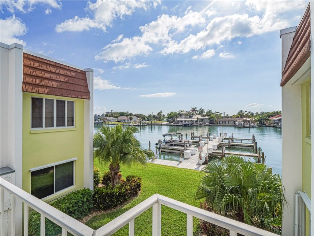 1315 Bayshore Drive, Unit 204, Fort Pierce, FL 34949 Photo