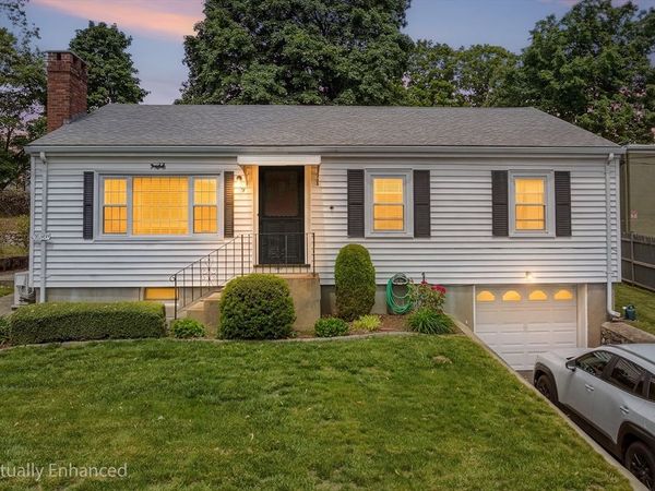 9 Hart Street, Wakefield, MA 01880