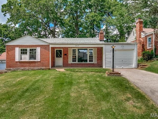 2825 Gainsboro Court , Bel-nor, MO 63121