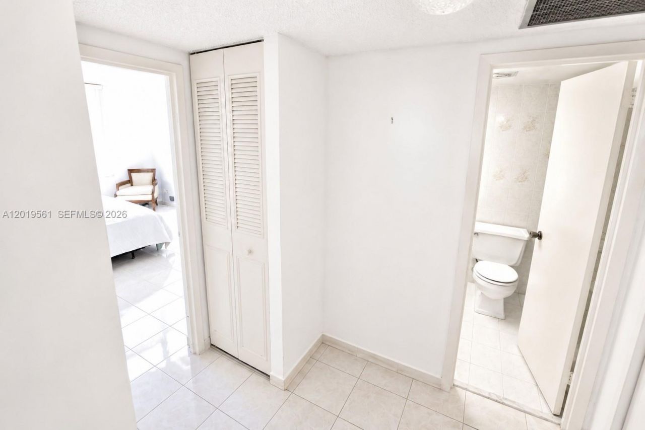 230 174th St , Unit 1916, Sunny Isles Beach, FL 33160 Photo