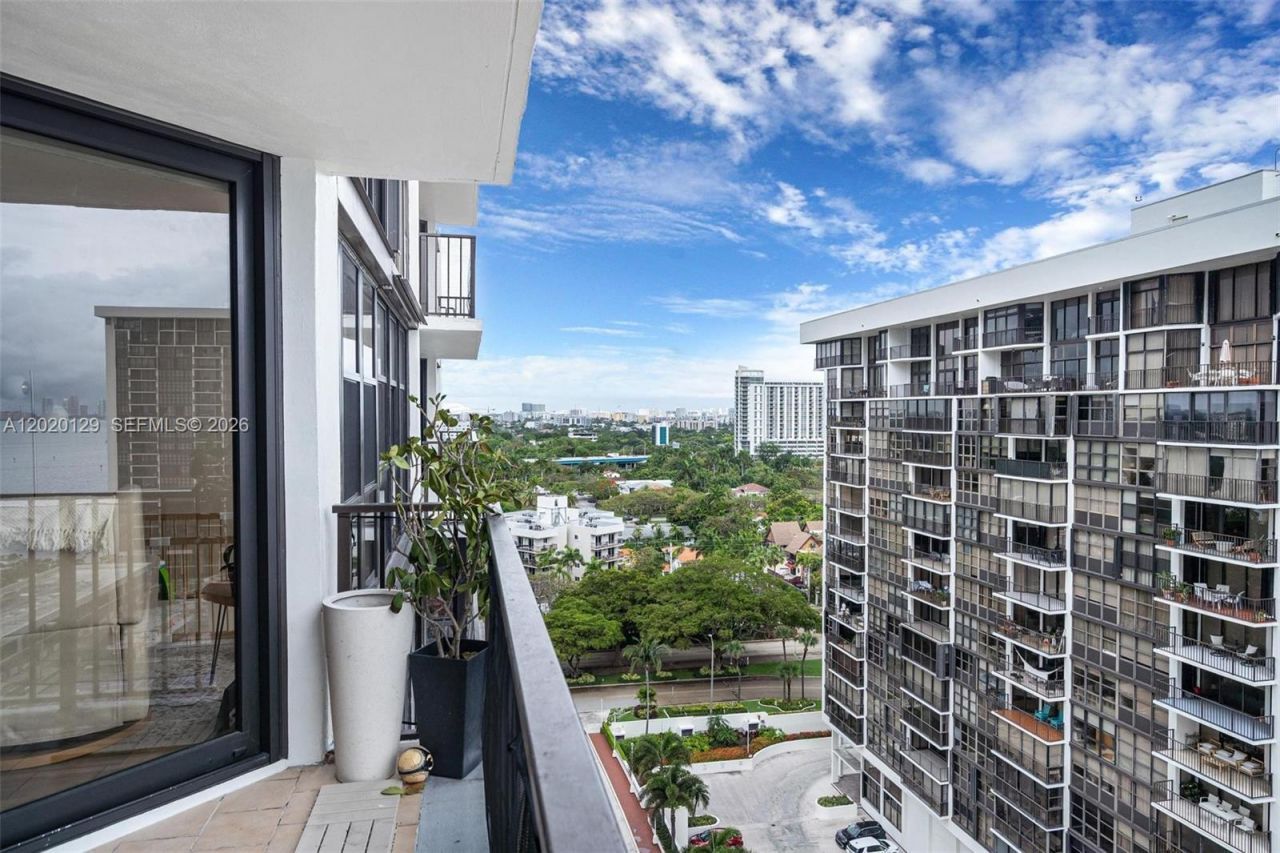 1925 Brickell Ave , Unit 1603, Miami, FL 33129 Photo
