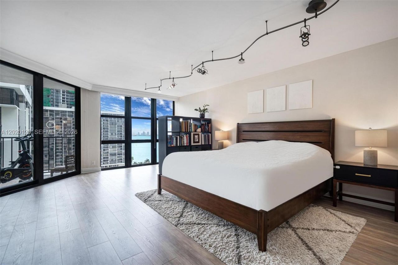 1925 Brickell Ave , Unit 1603, Miami, FL 33129 Photo