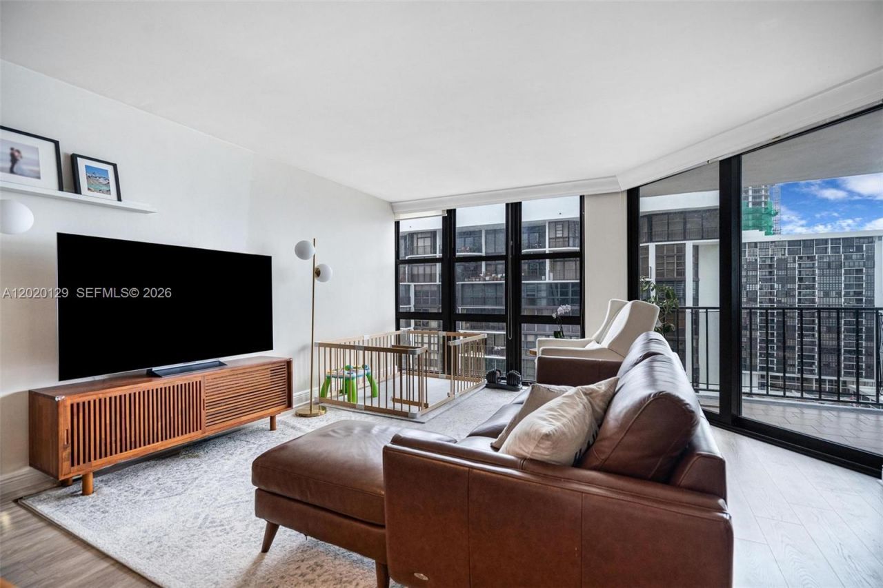 1925 Brickell Ave , Unit 1603, Miami, FL 33129 Photo