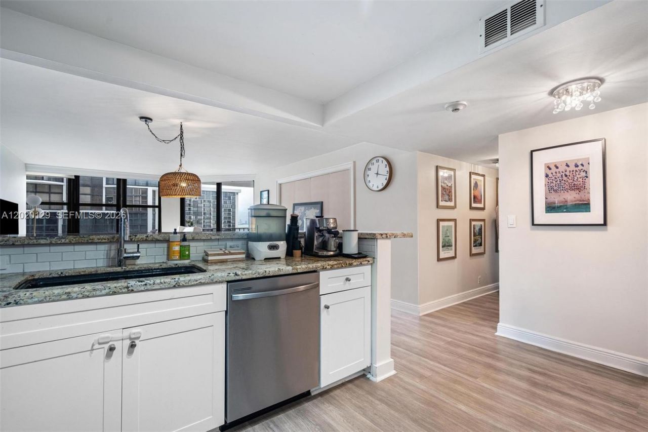 1925 Brickell Ave , Unit 1603, Miami, FL 33129 Photo