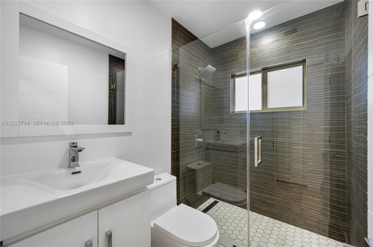 2641 SW 29th Ct , Unit 2641, Miami, FL 33133 Photo
