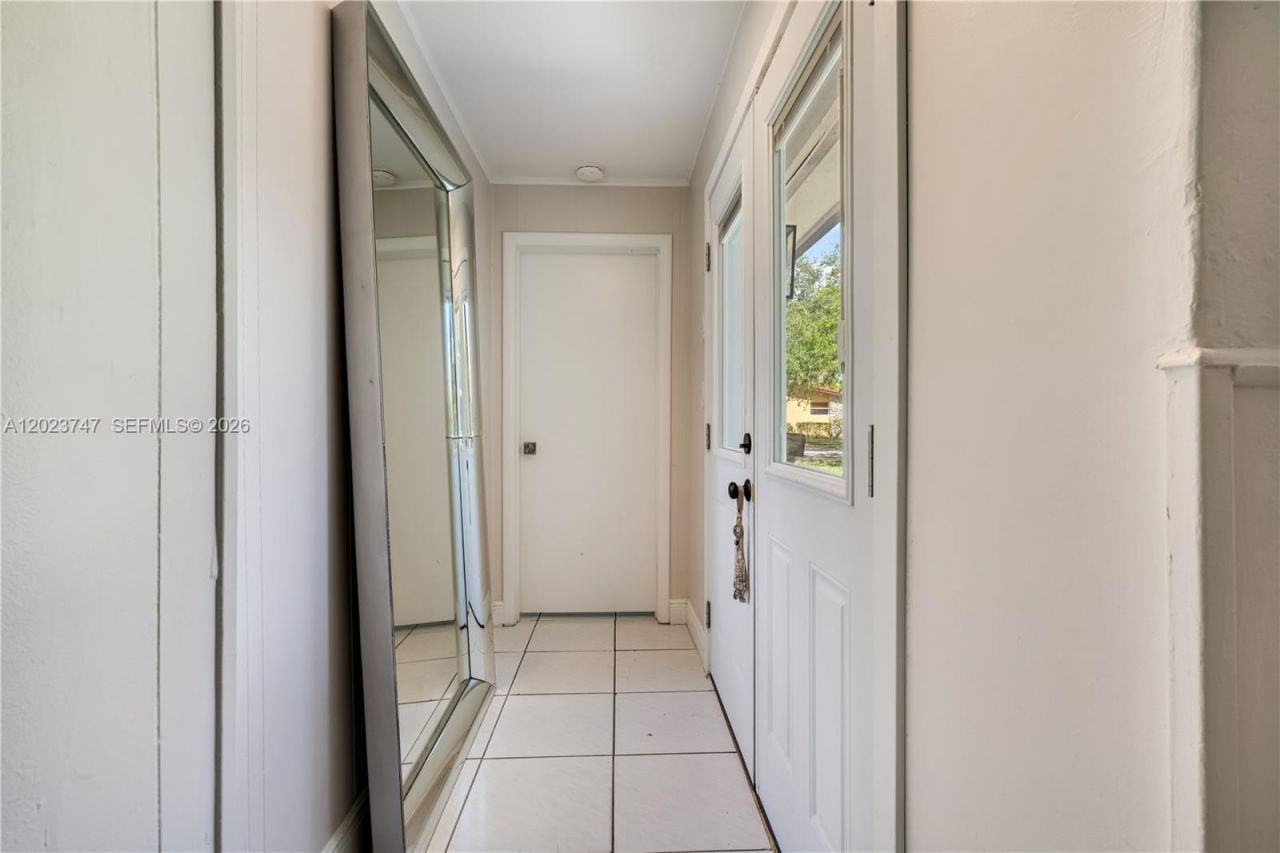 11515 SW 81st Rd , Unit 11515, Pinecrest, FL 33156 Photo