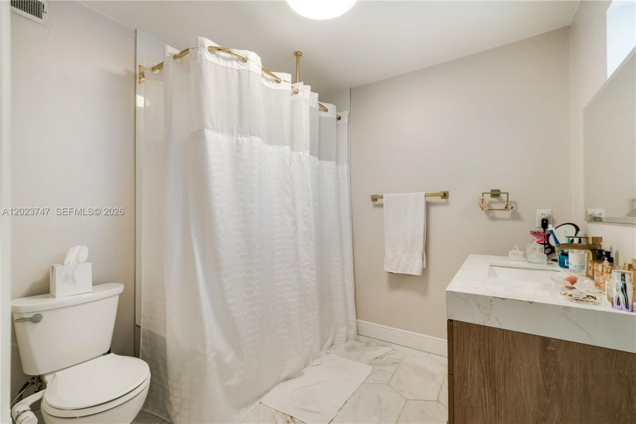 11515 SW 81st Rd , Unit 11515, Pinecrest, FL 33156 Photo