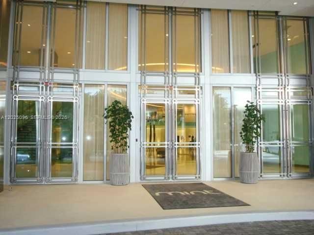 92 SW 3rd St, Unit 1803, Miami, FL 33130 Photo